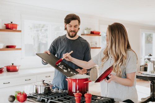 couple a la maison