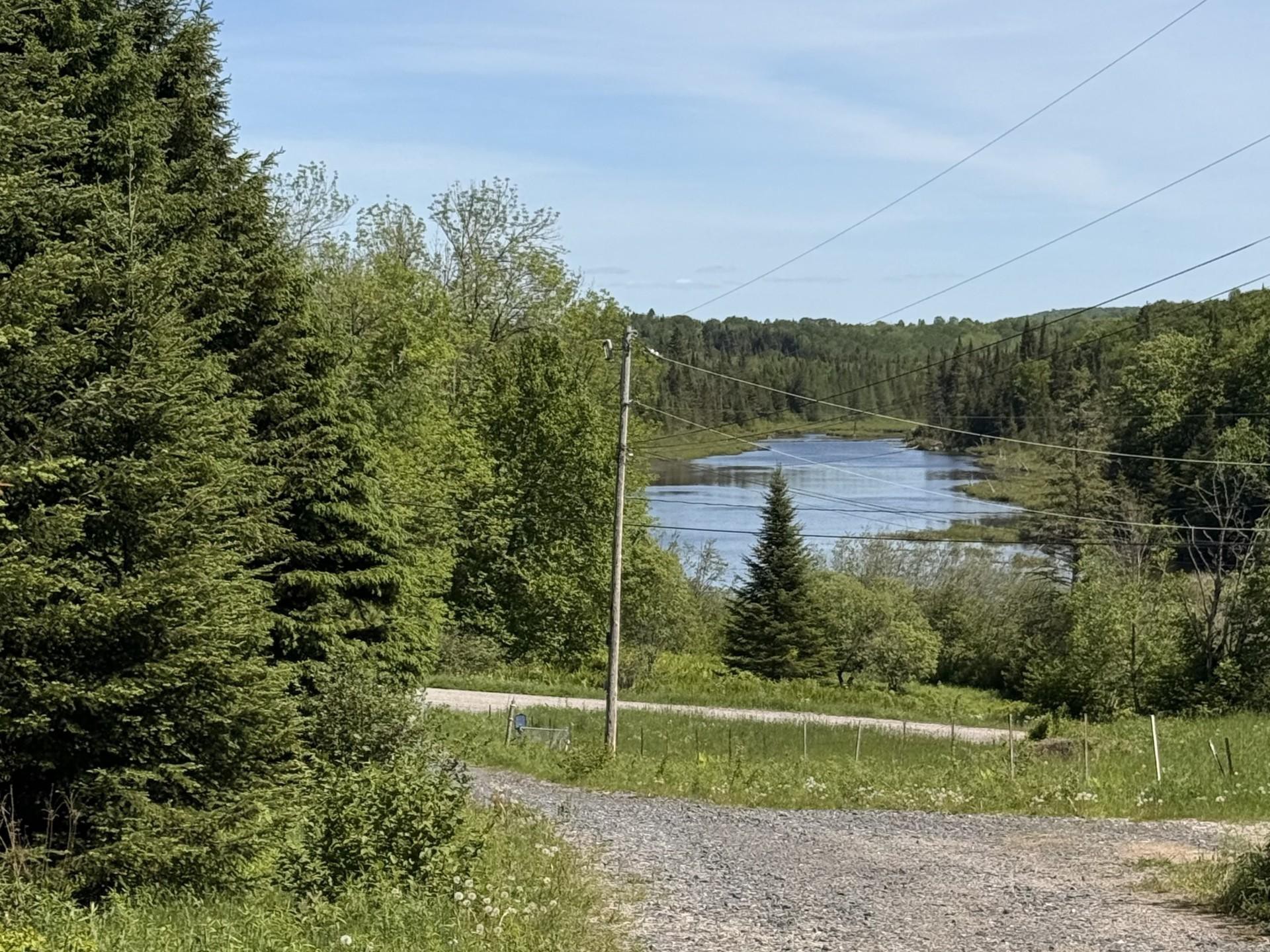 Vue sur l'eau