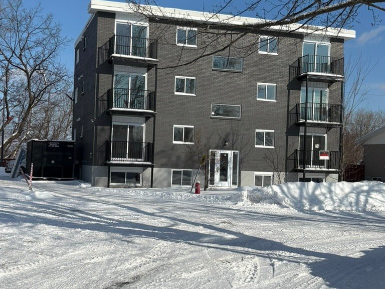 5 Place Éthier — photo 1