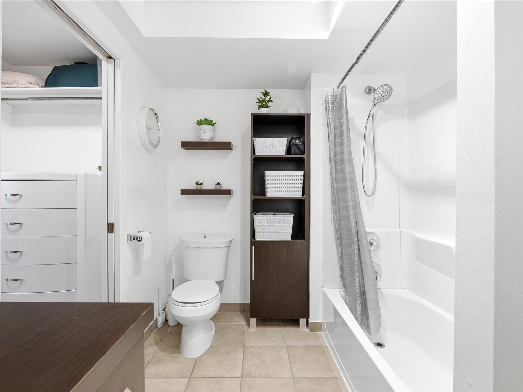 Salle de bains attenante à la CCP