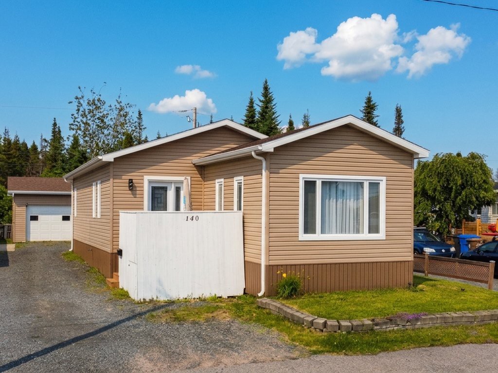 Mobile home for sale, Sept-Îles