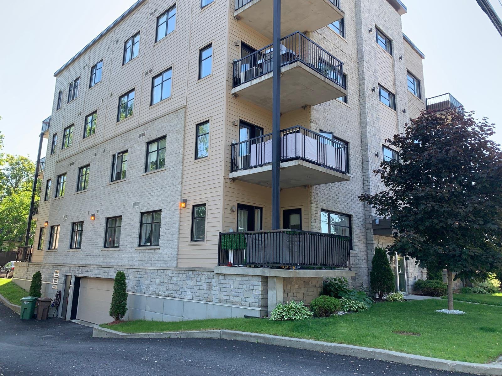 111 Av. du Parc — photo 2