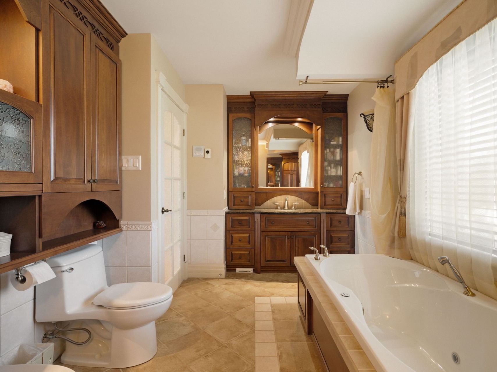 Ensuite bathroom