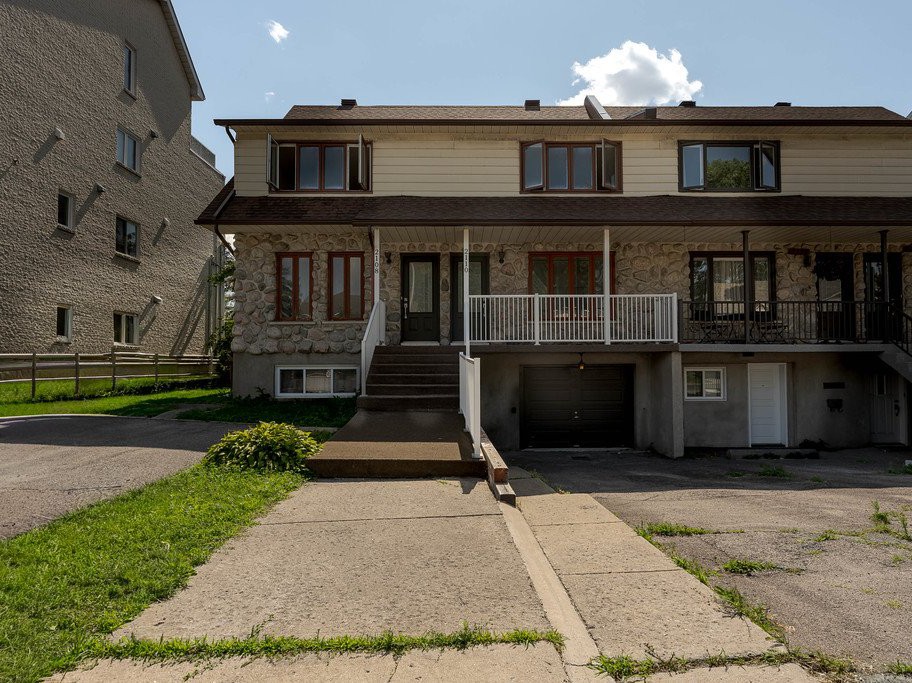 2108 Av. Dumouchel — photo 1