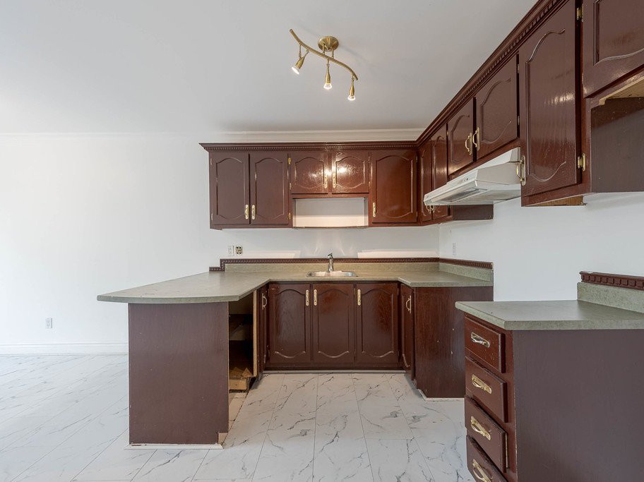 2108 Av. Dumouchel — photo 3