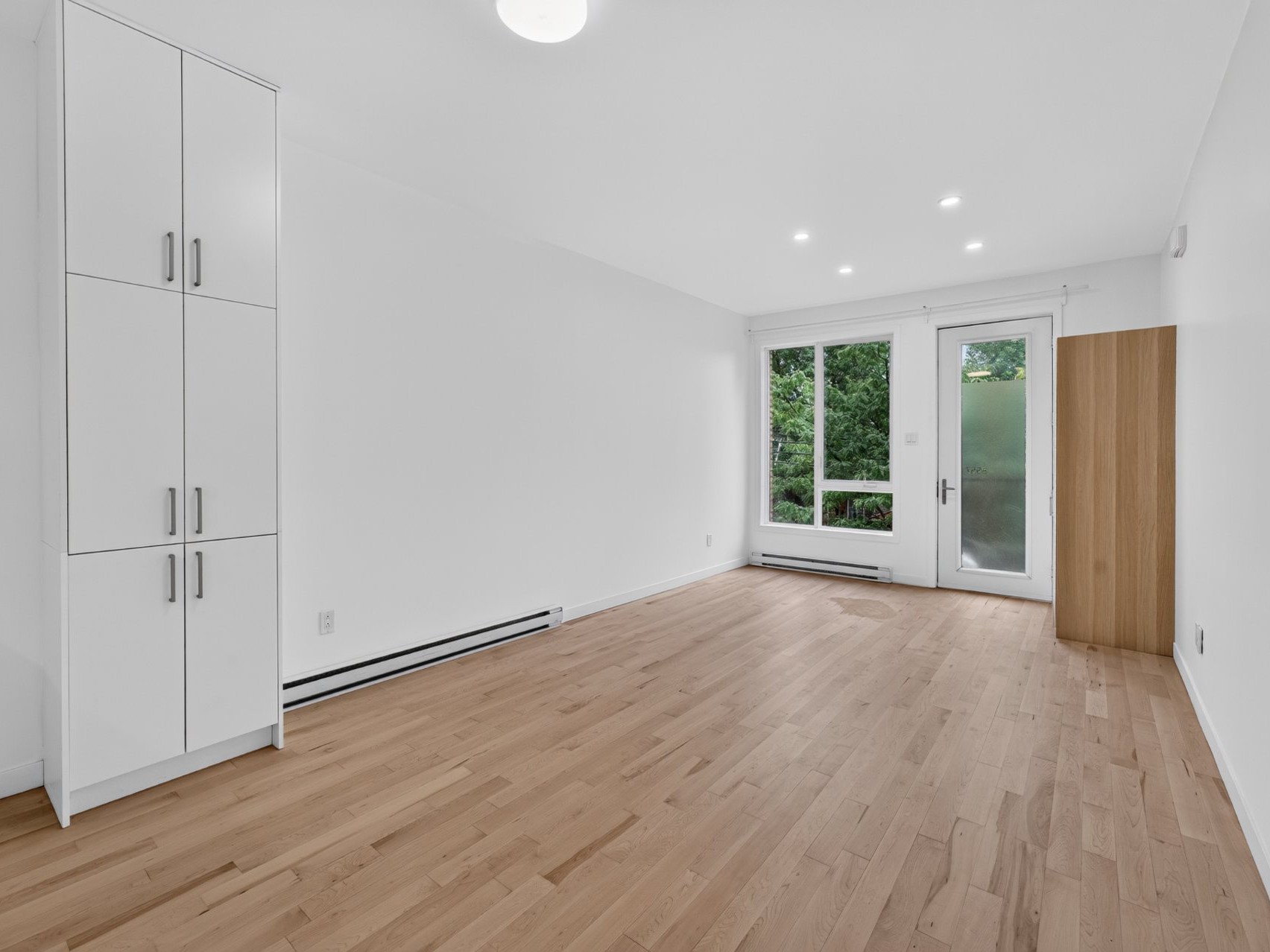 6557 Rue Garnier — photo 3