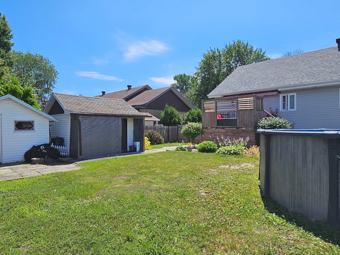 Cour