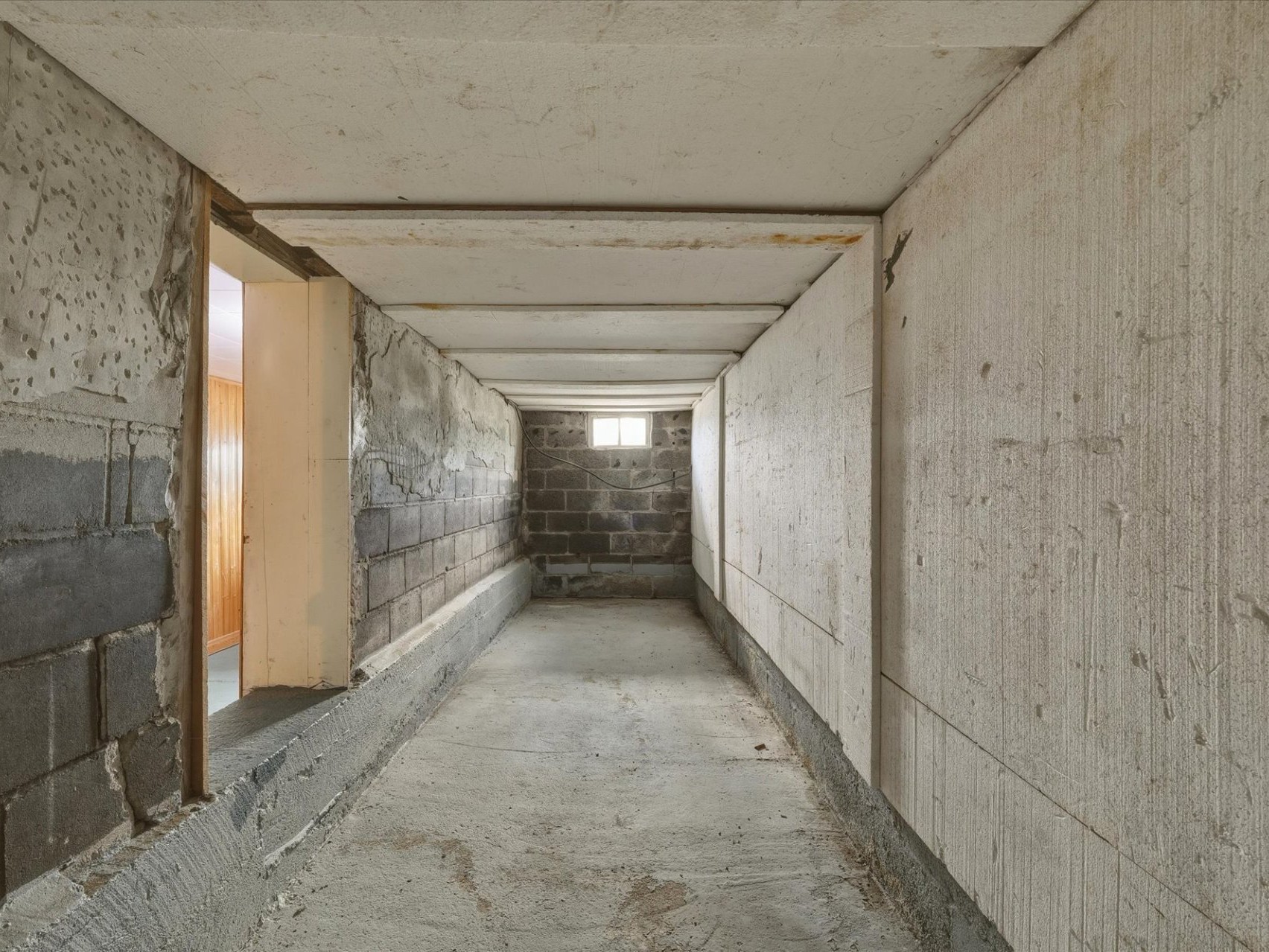 Cave/ chambre froide