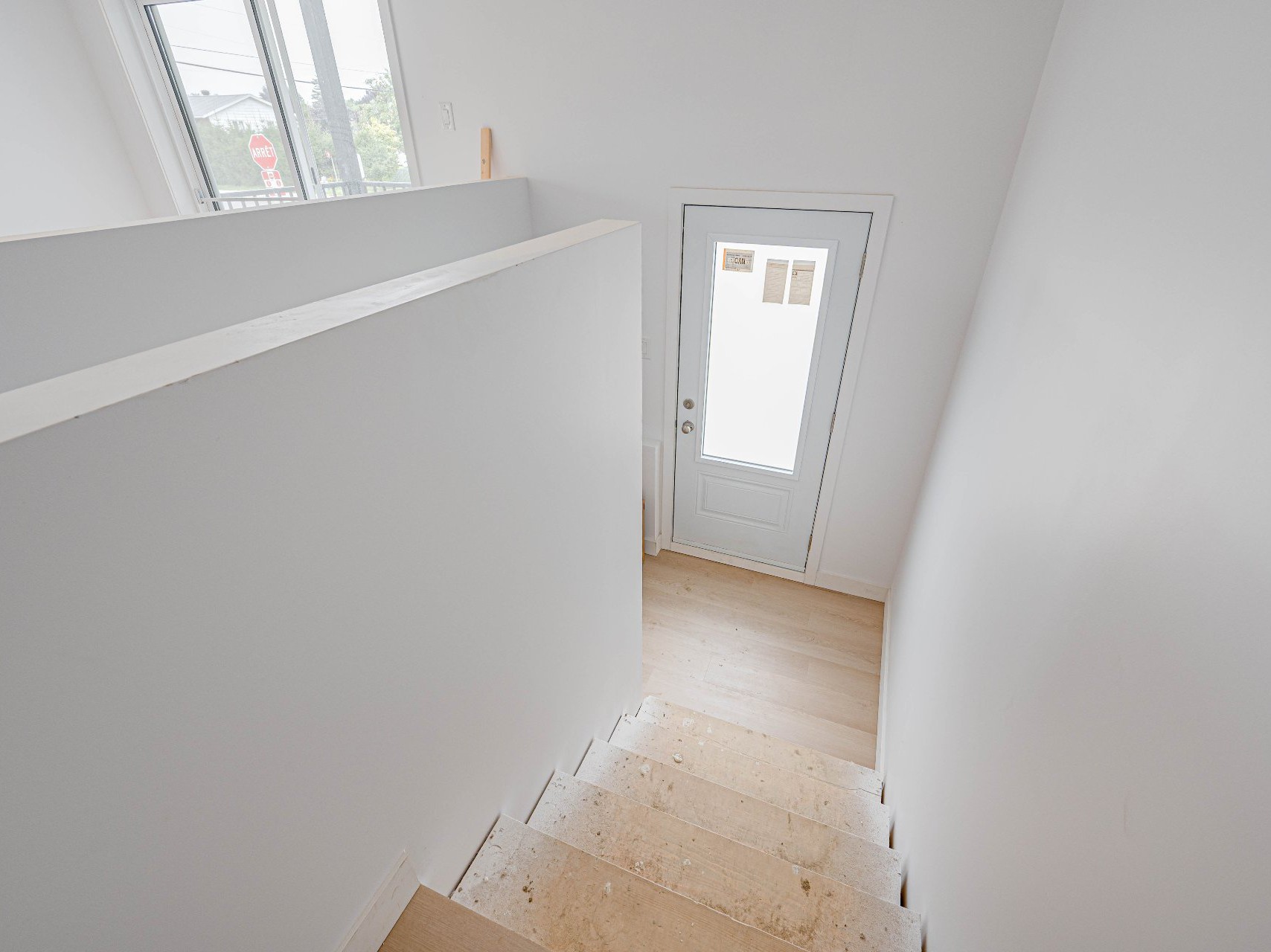 341 Rue Taillefer — photo 2
