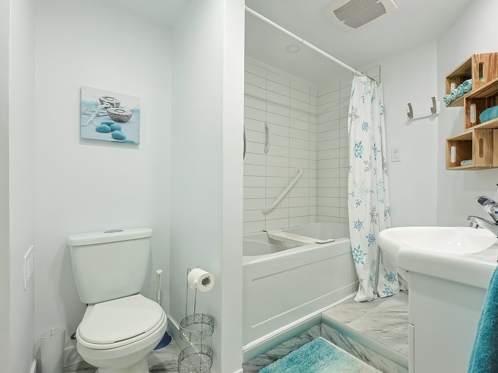 Ensuite bathroom