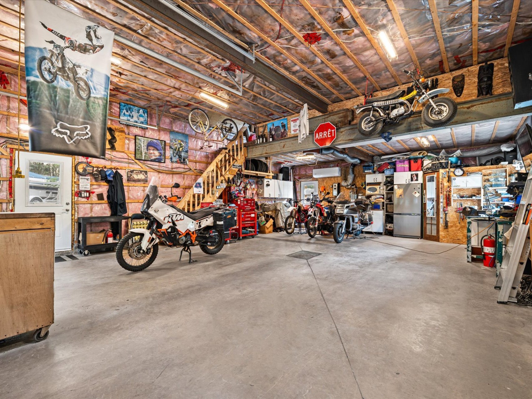 Garage