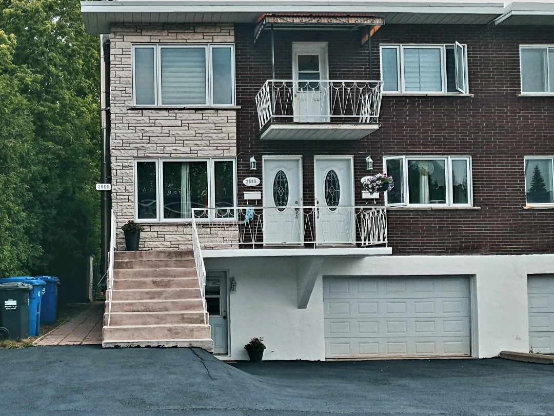 Triplex à vendre, Brossard