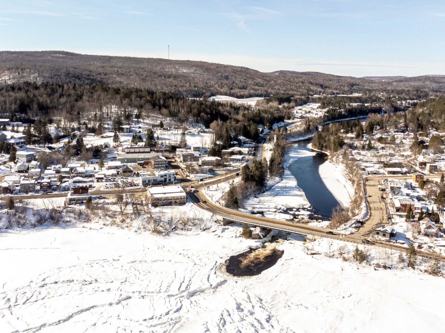 1.9 km du village de Labelle