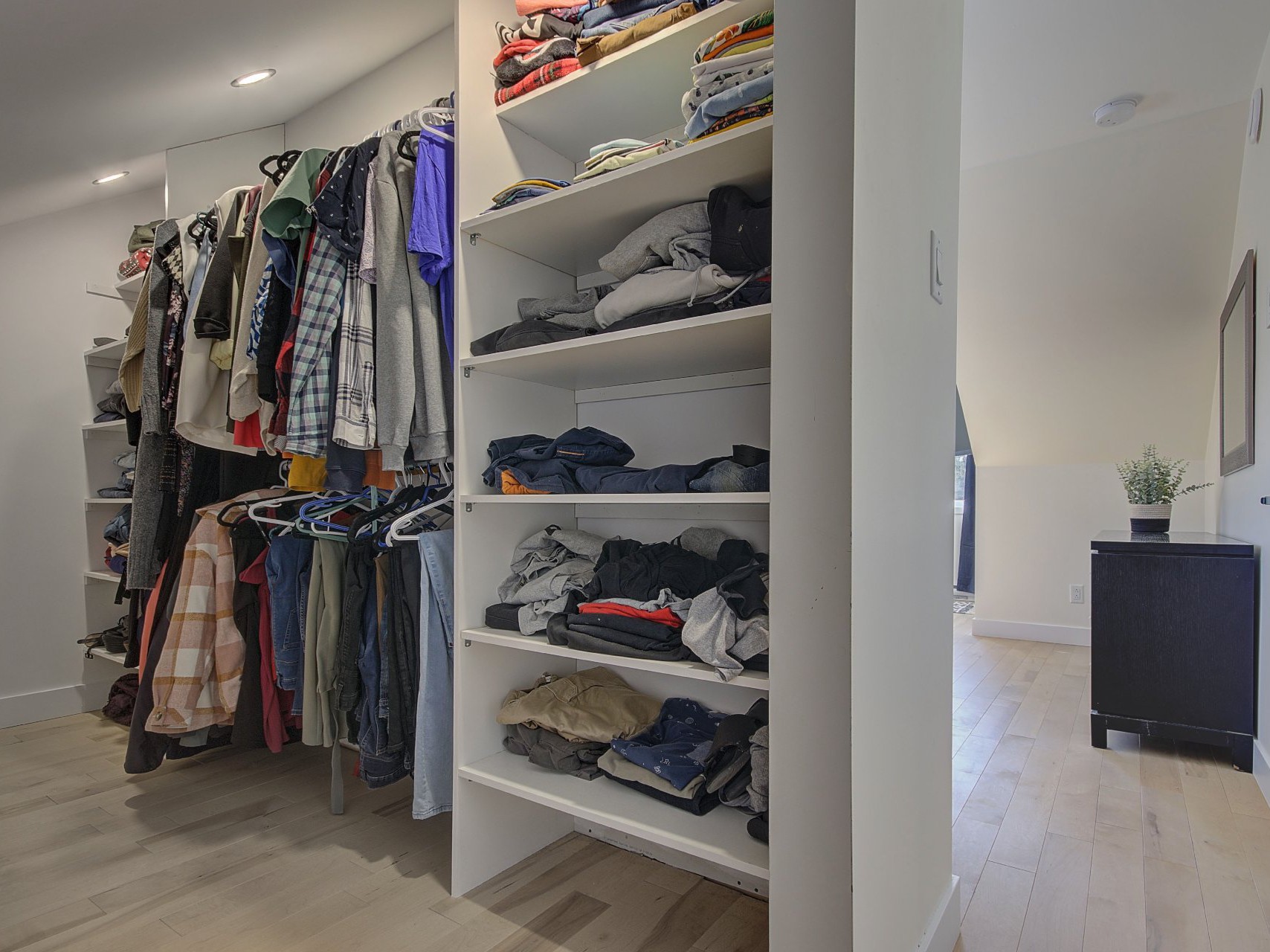 Walk-in closet