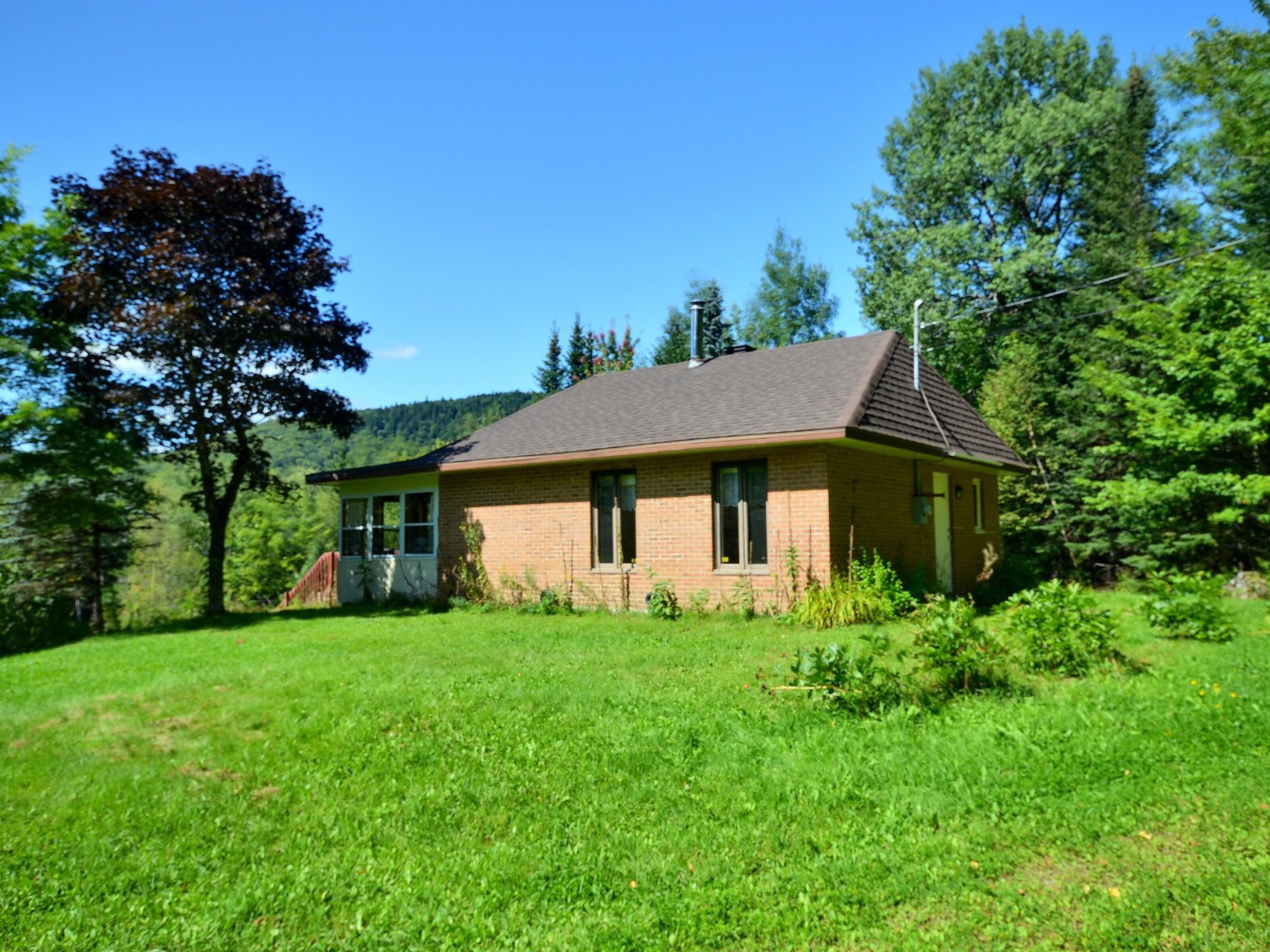 Maison voisine sur le lot