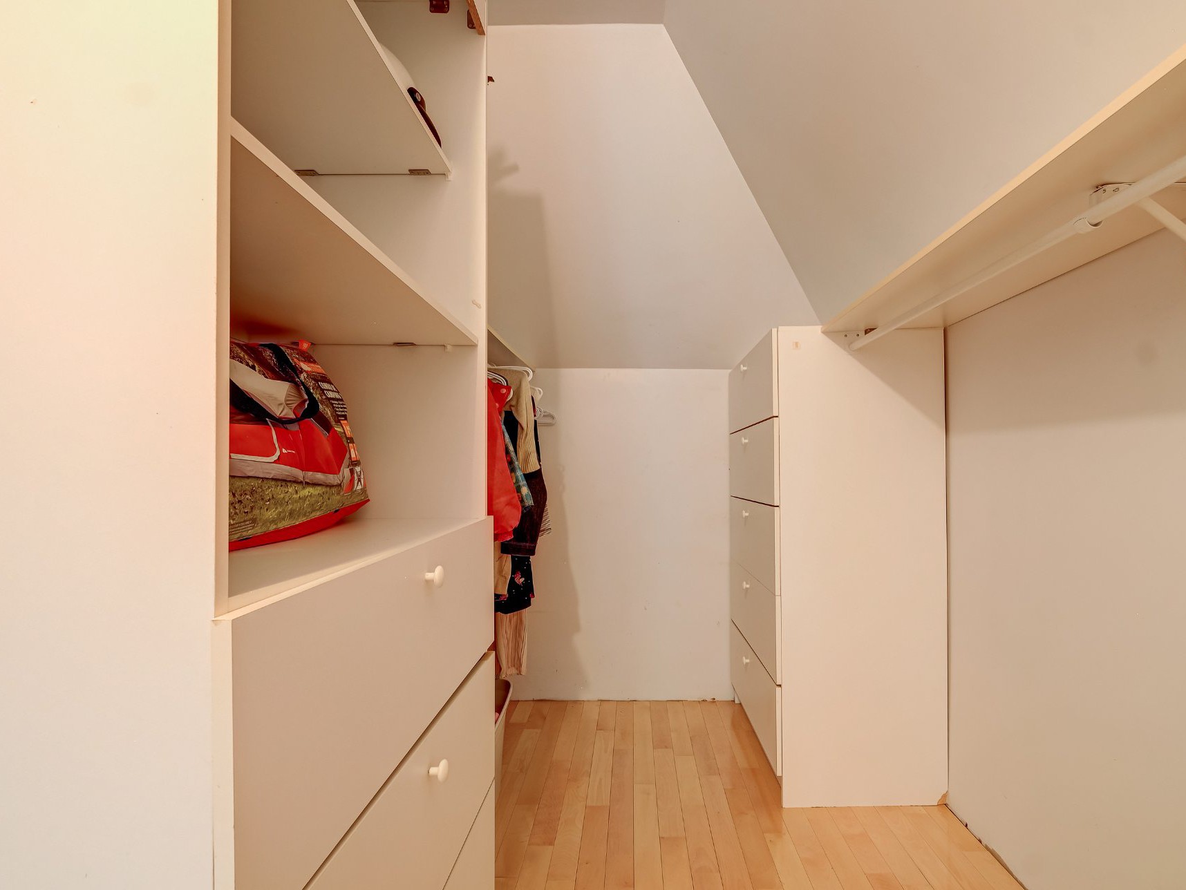 Walk-in closet