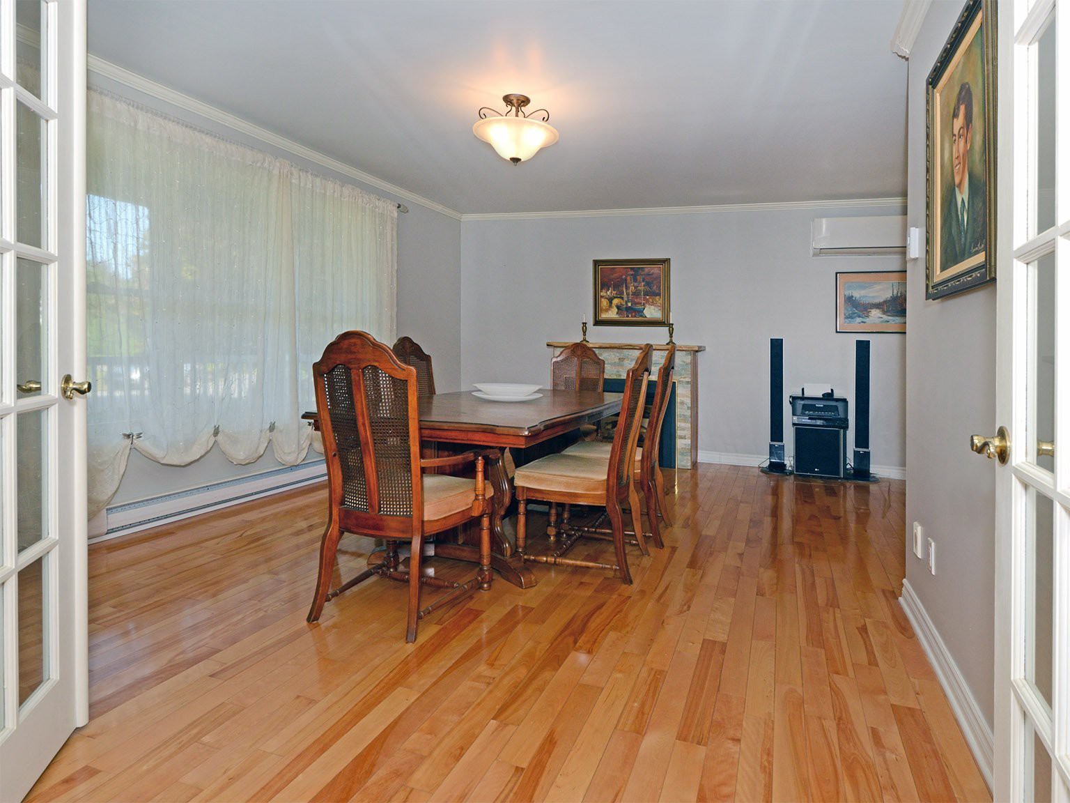 Dining room