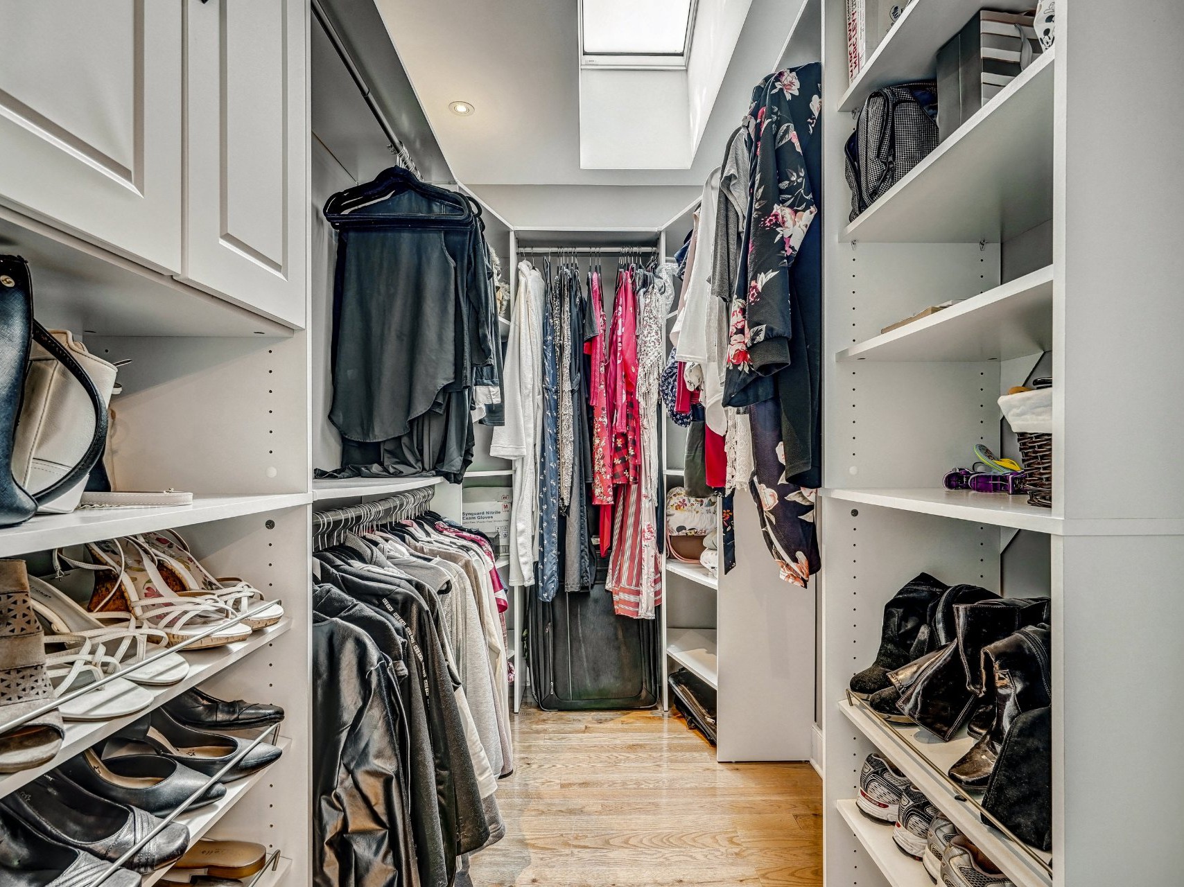 Walk-in closet