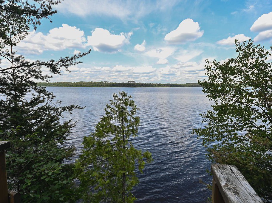 Vue sur l'eau