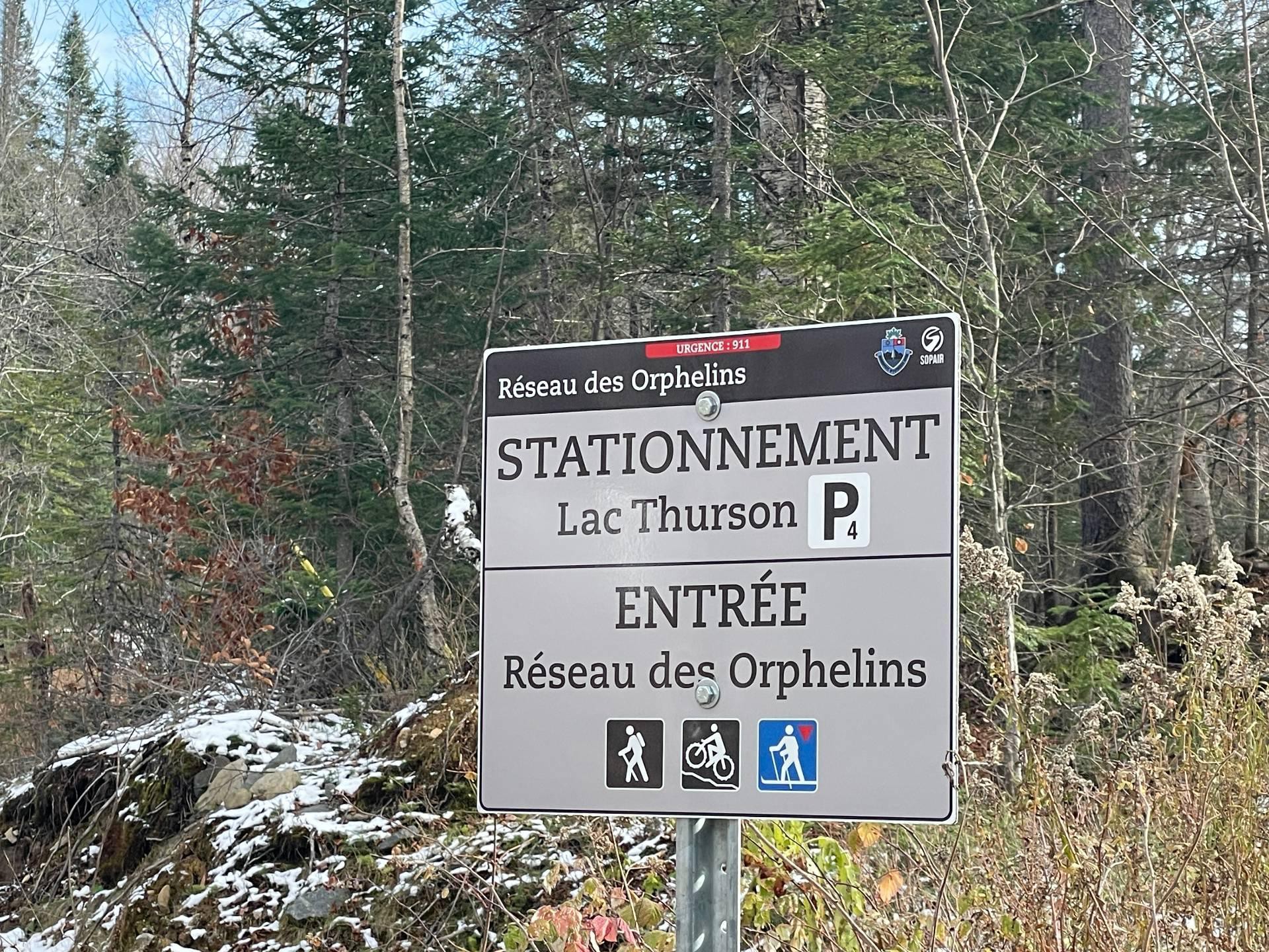 Stationnement sentier des Orphelins