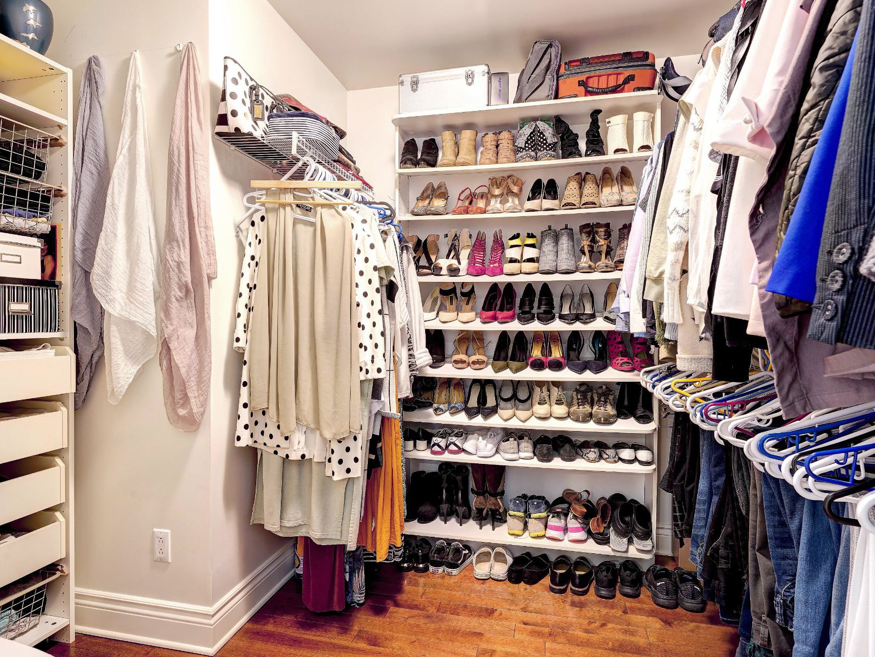 Walk-in closet