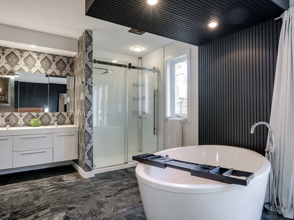 Salle de bains attenante à la CCP