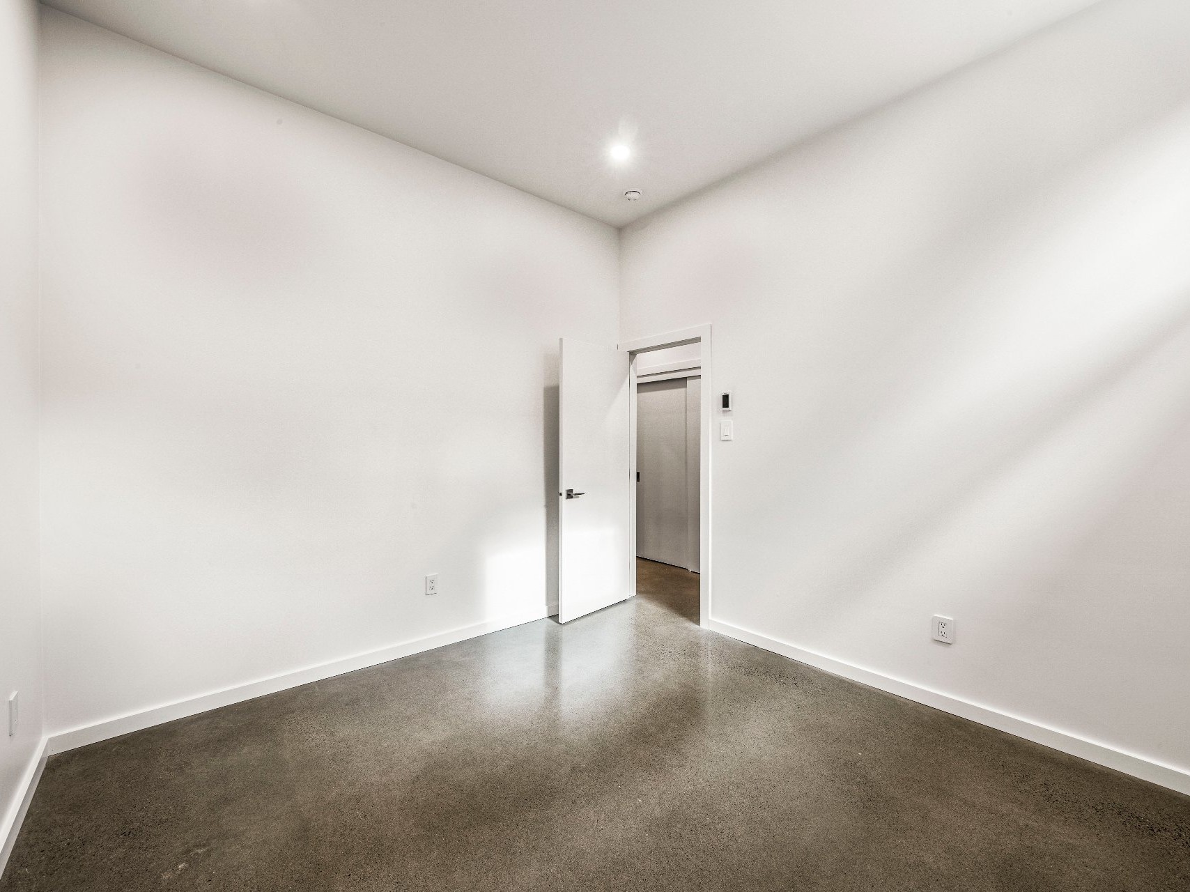 Heated floors (polished concrete)