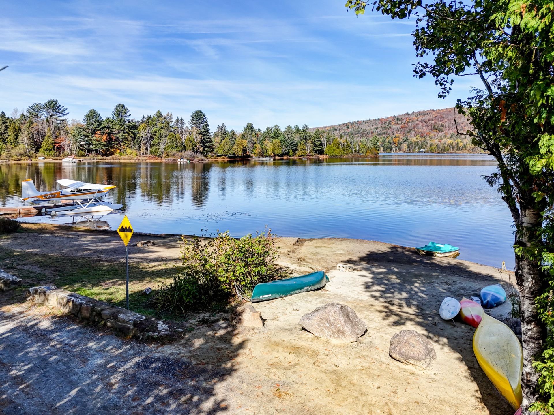 Accès au plan d'eau
