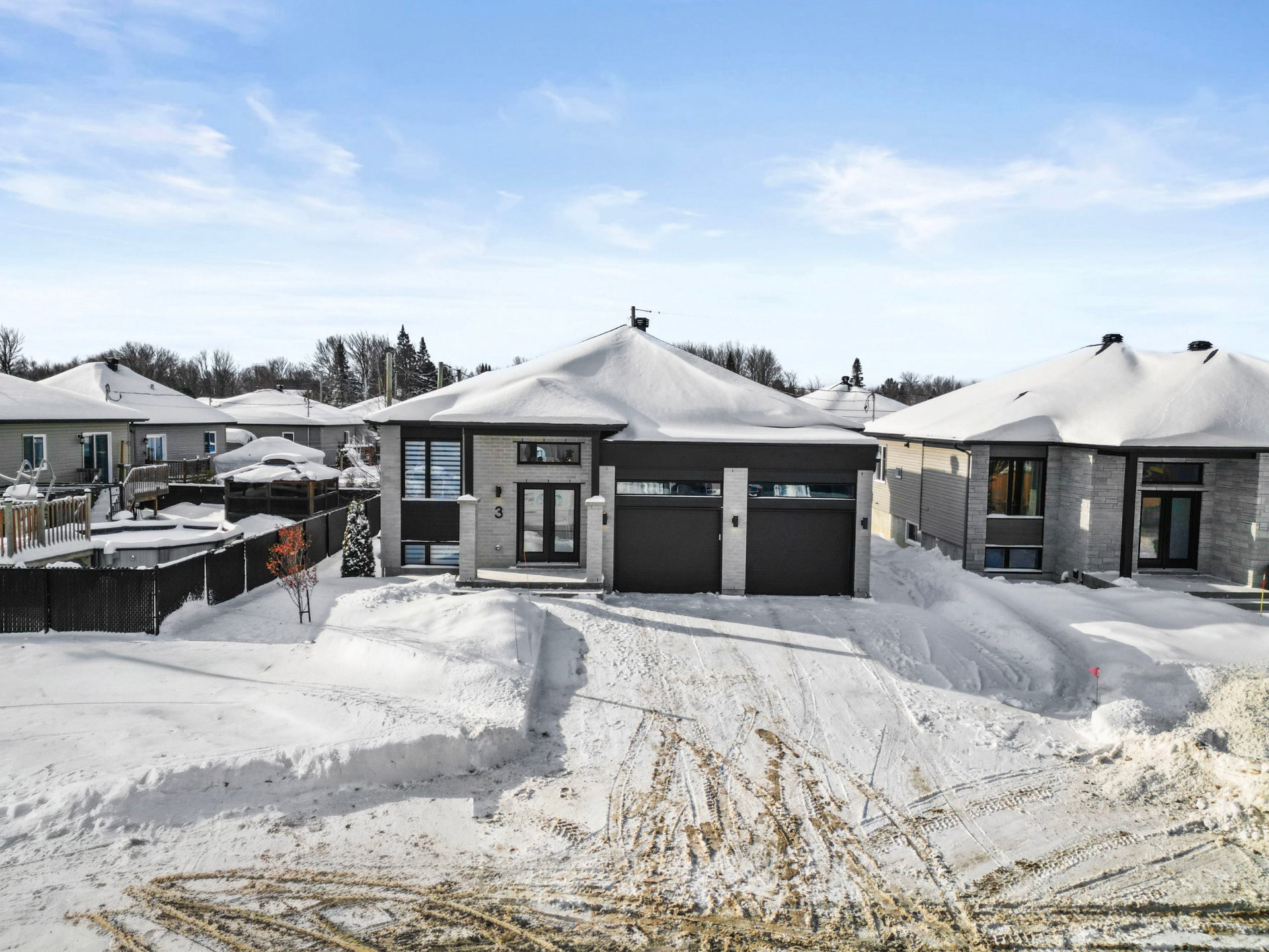 Duplex à vendre, Brownsburg-Chatham