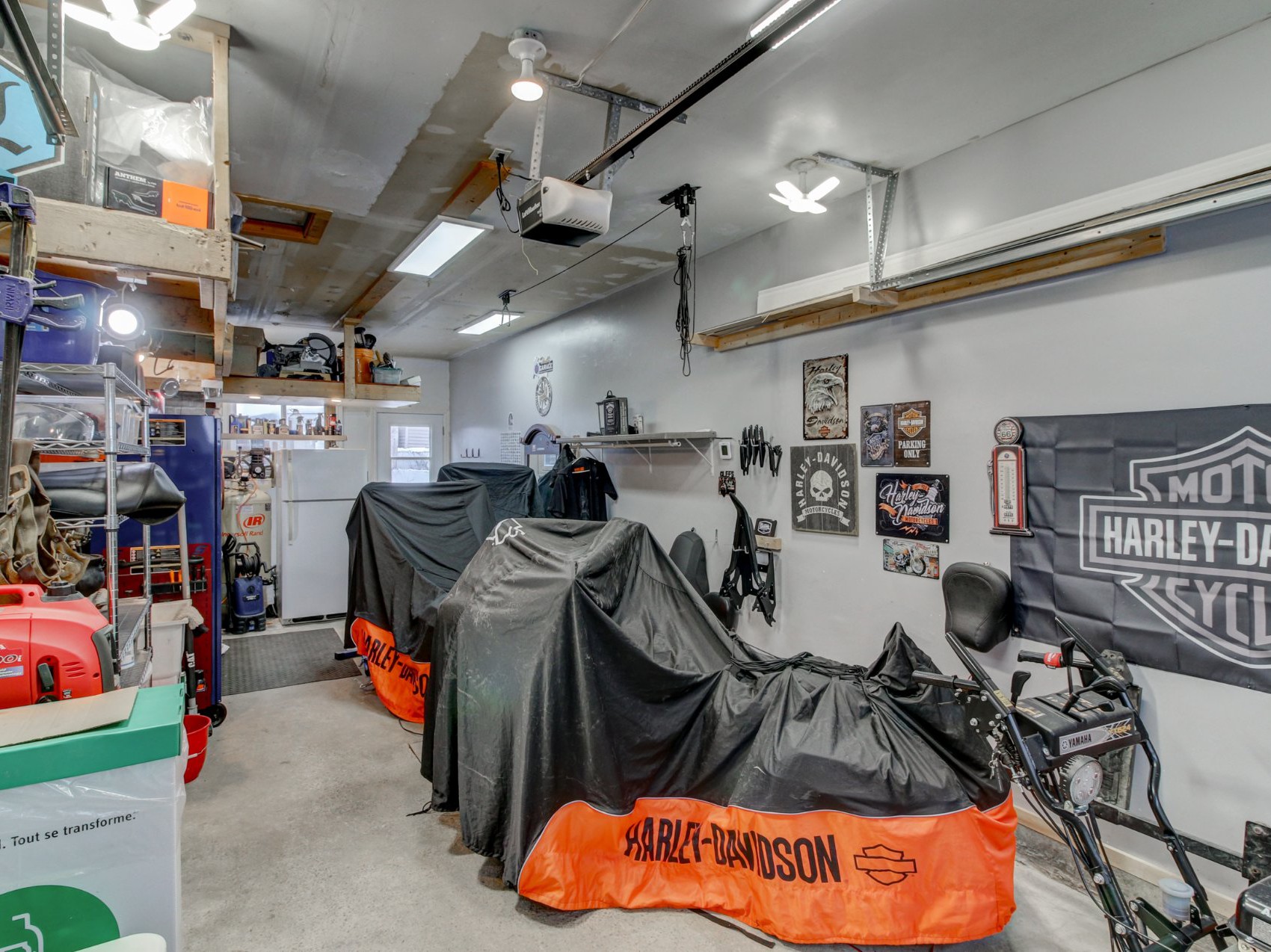Garage
