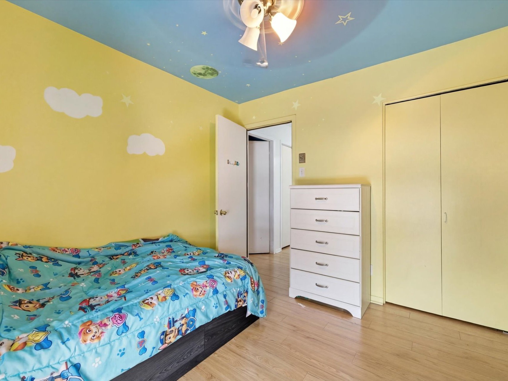 Chambre à coucher