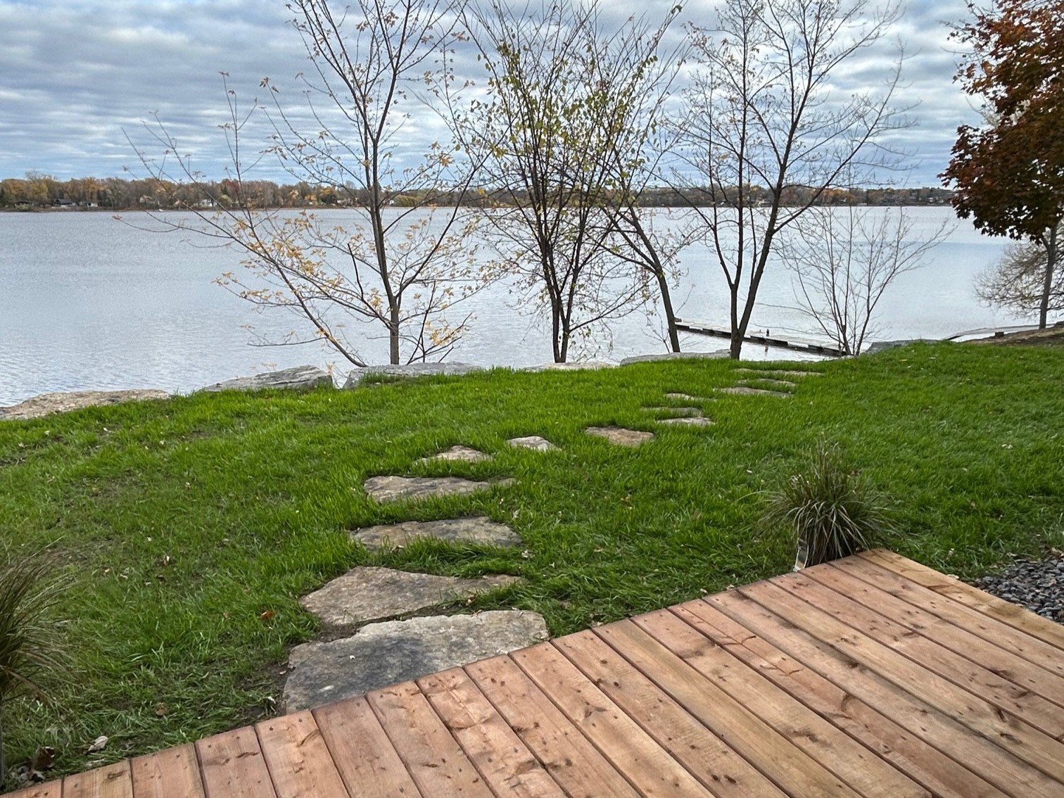 Vue sur l'eau