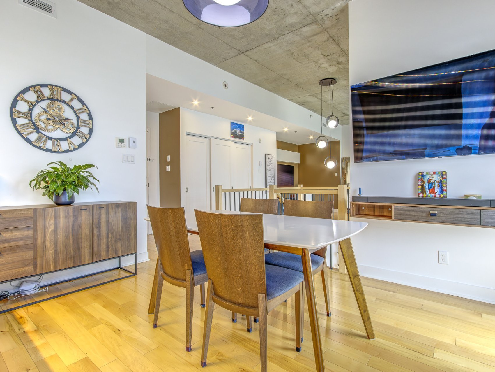 Dining room