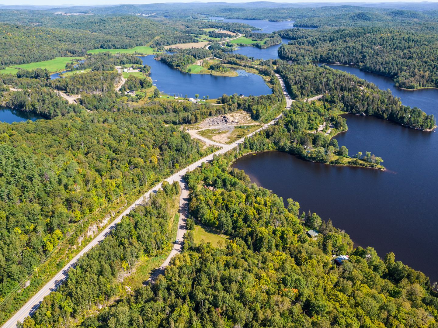 Accès au plan d'eau