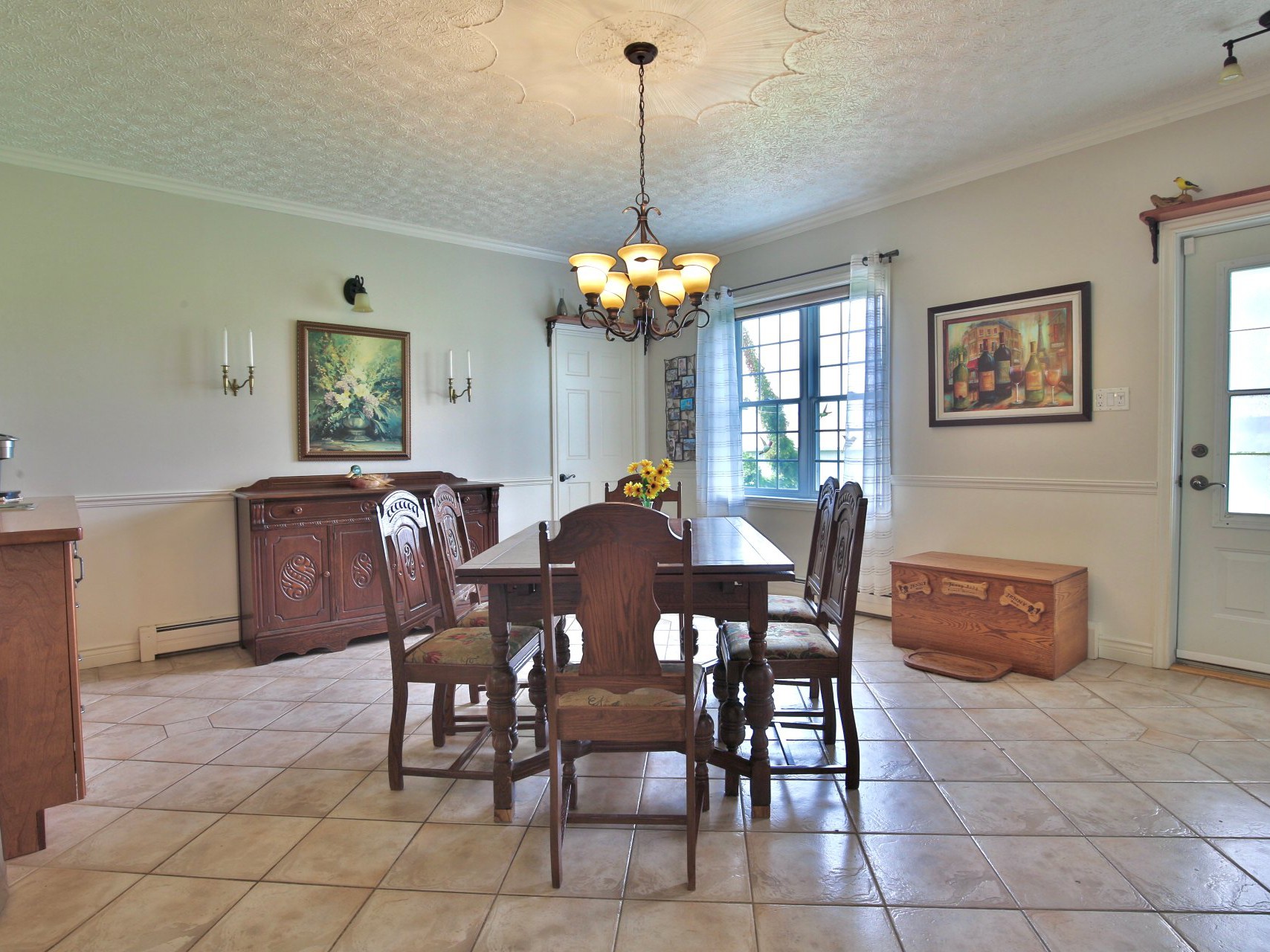 Dining room