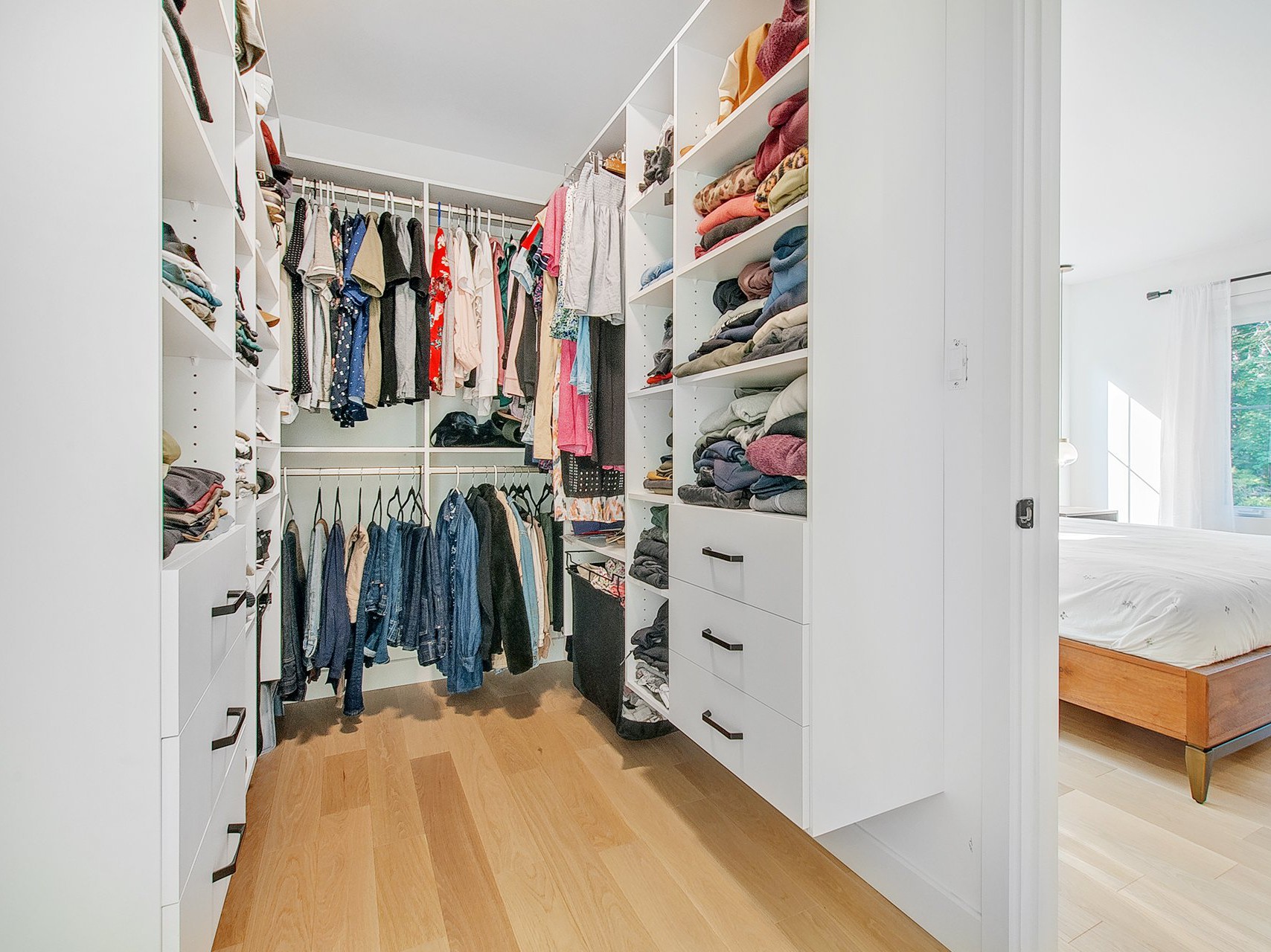 Walk-in closet