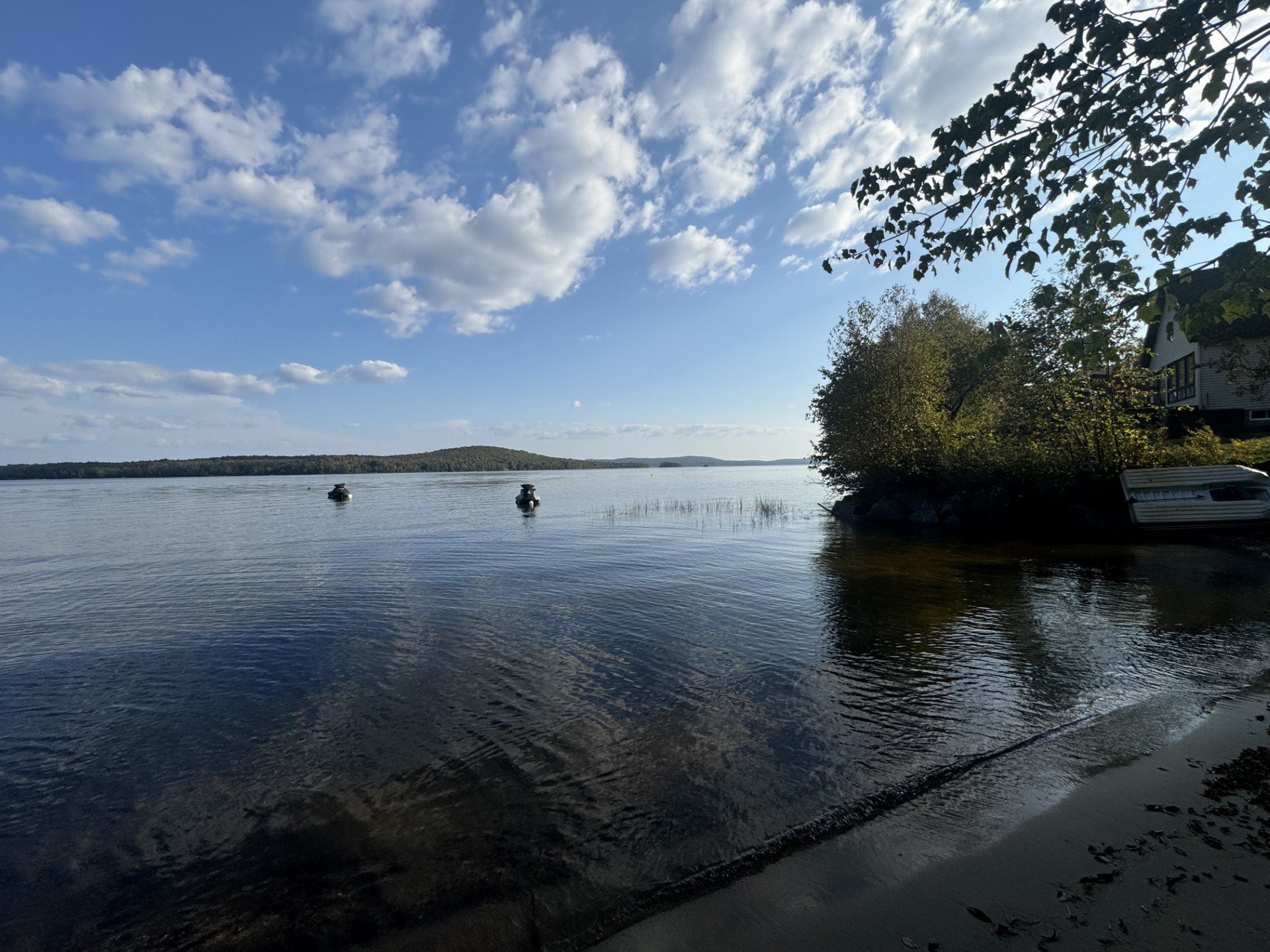 Accès au plan d'eau