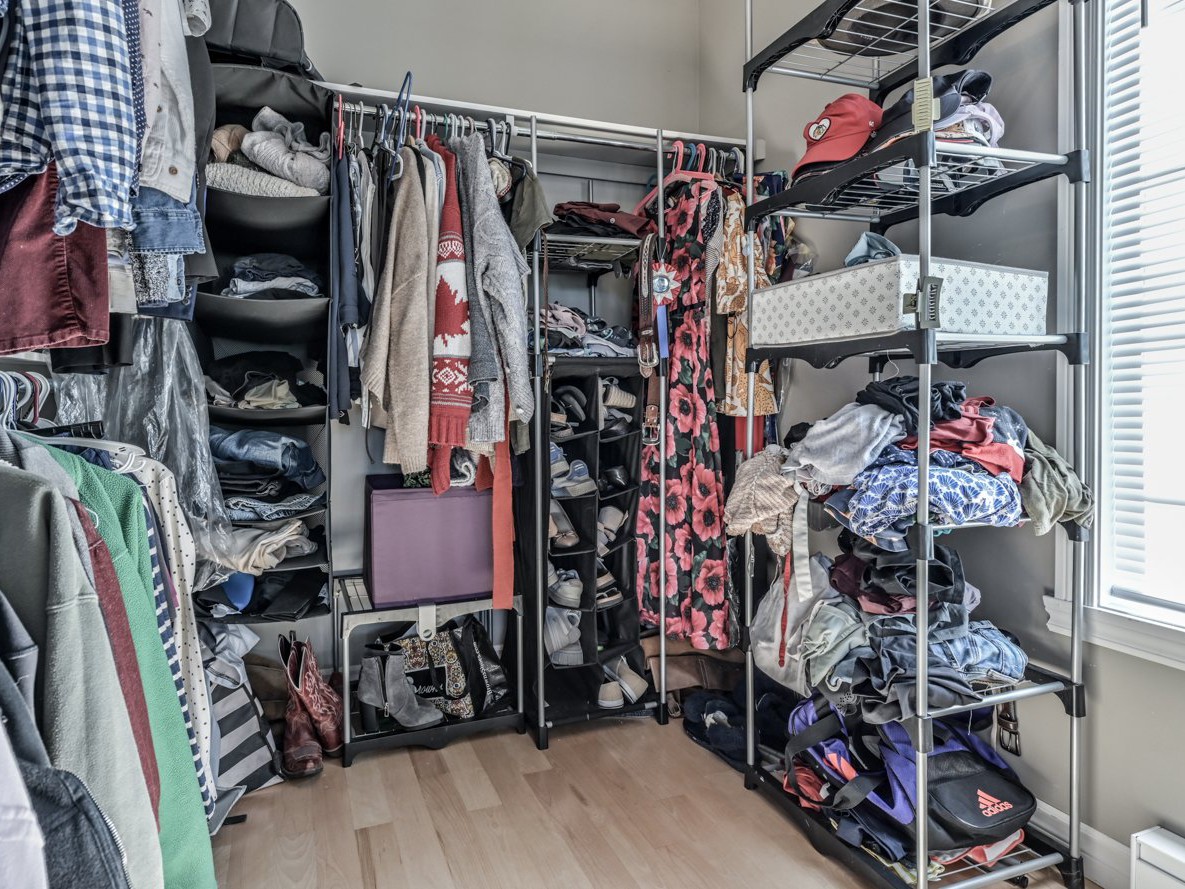 Walk-in closet