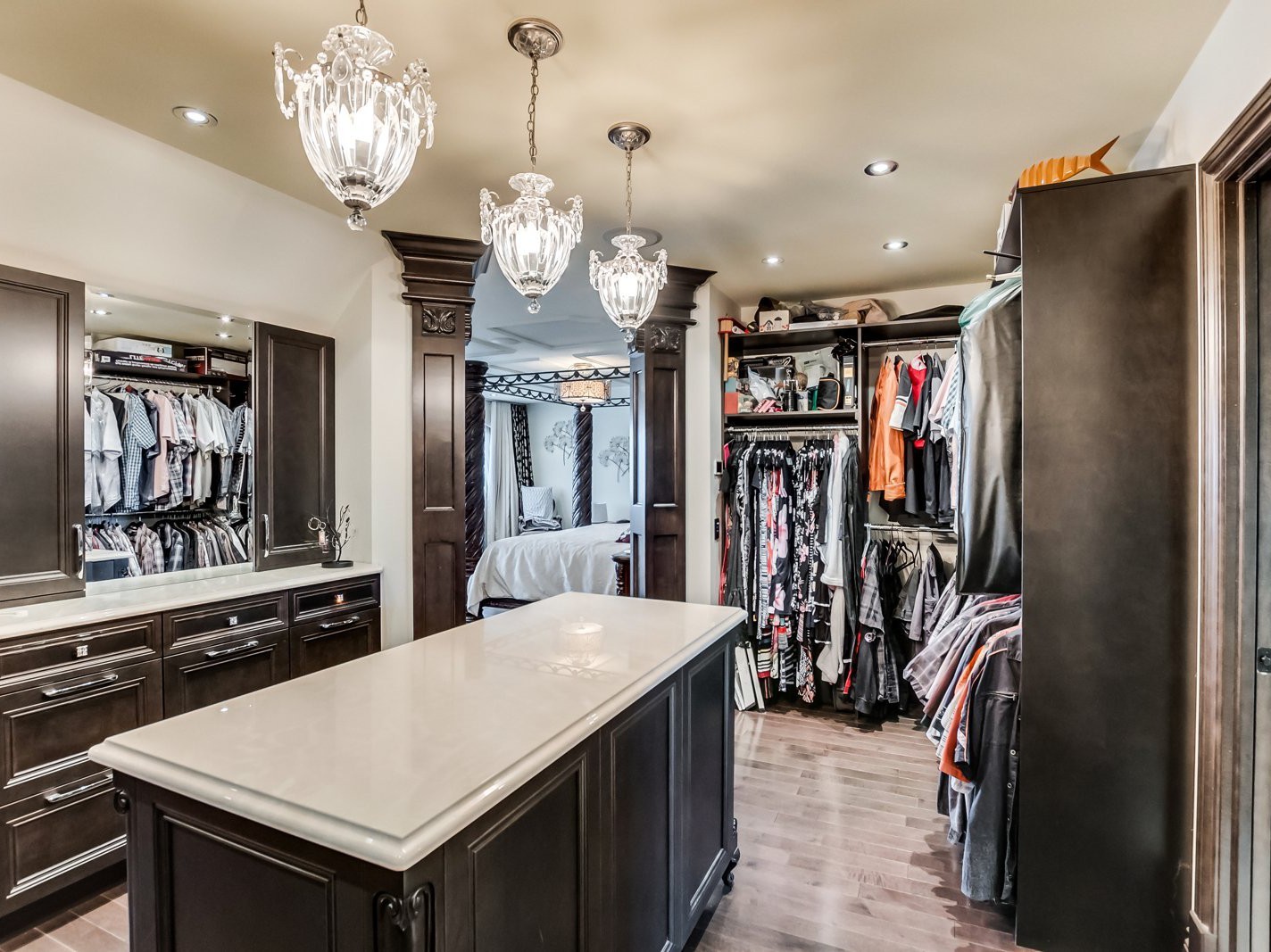 Walk-in closet