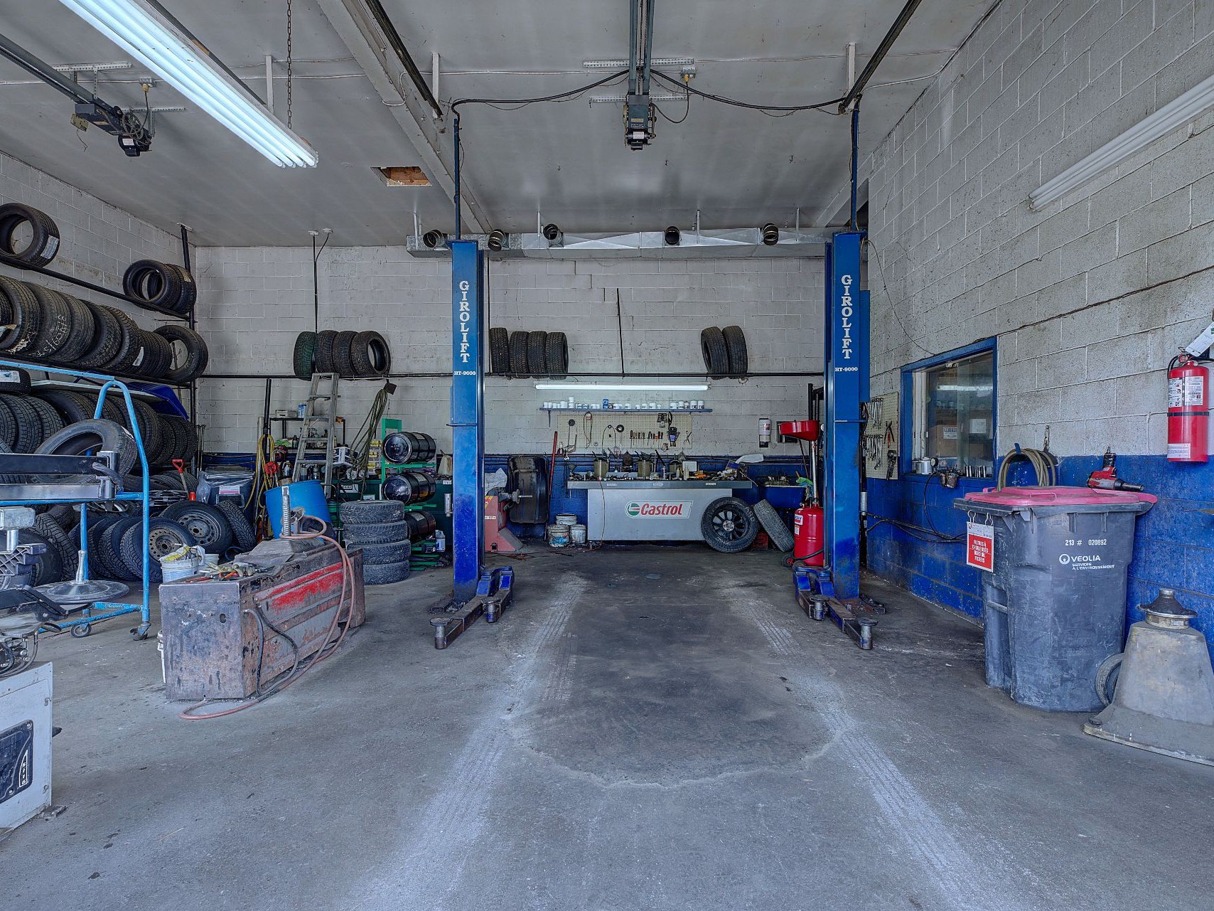 Garage