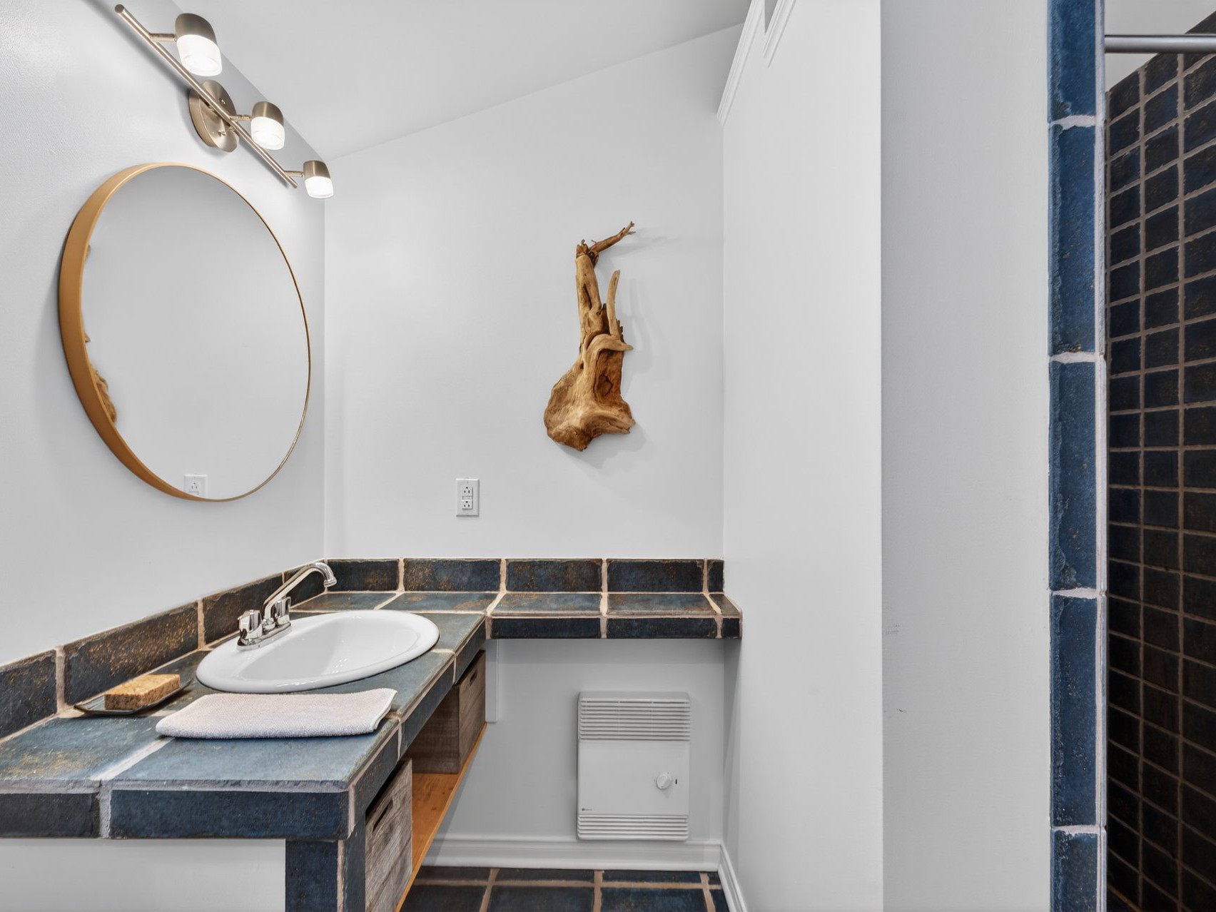 Salle de bains attenante à la CCP