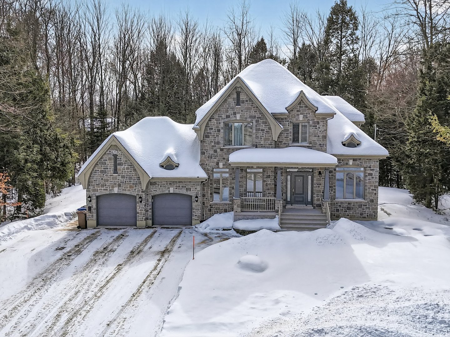Maison à étages à vendre, Mascouche