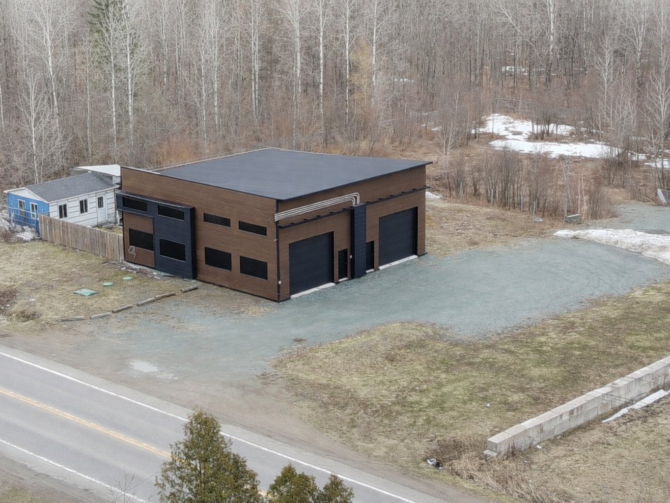 Bâtisse commerciale/Bureau à vendre, Brownsburg-Chatham