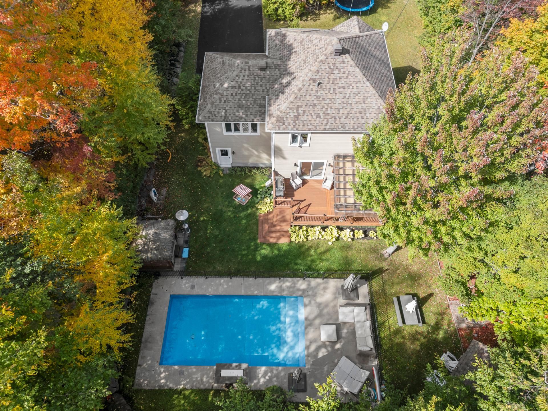Maison à étages à vendre, Saint-Sauveur