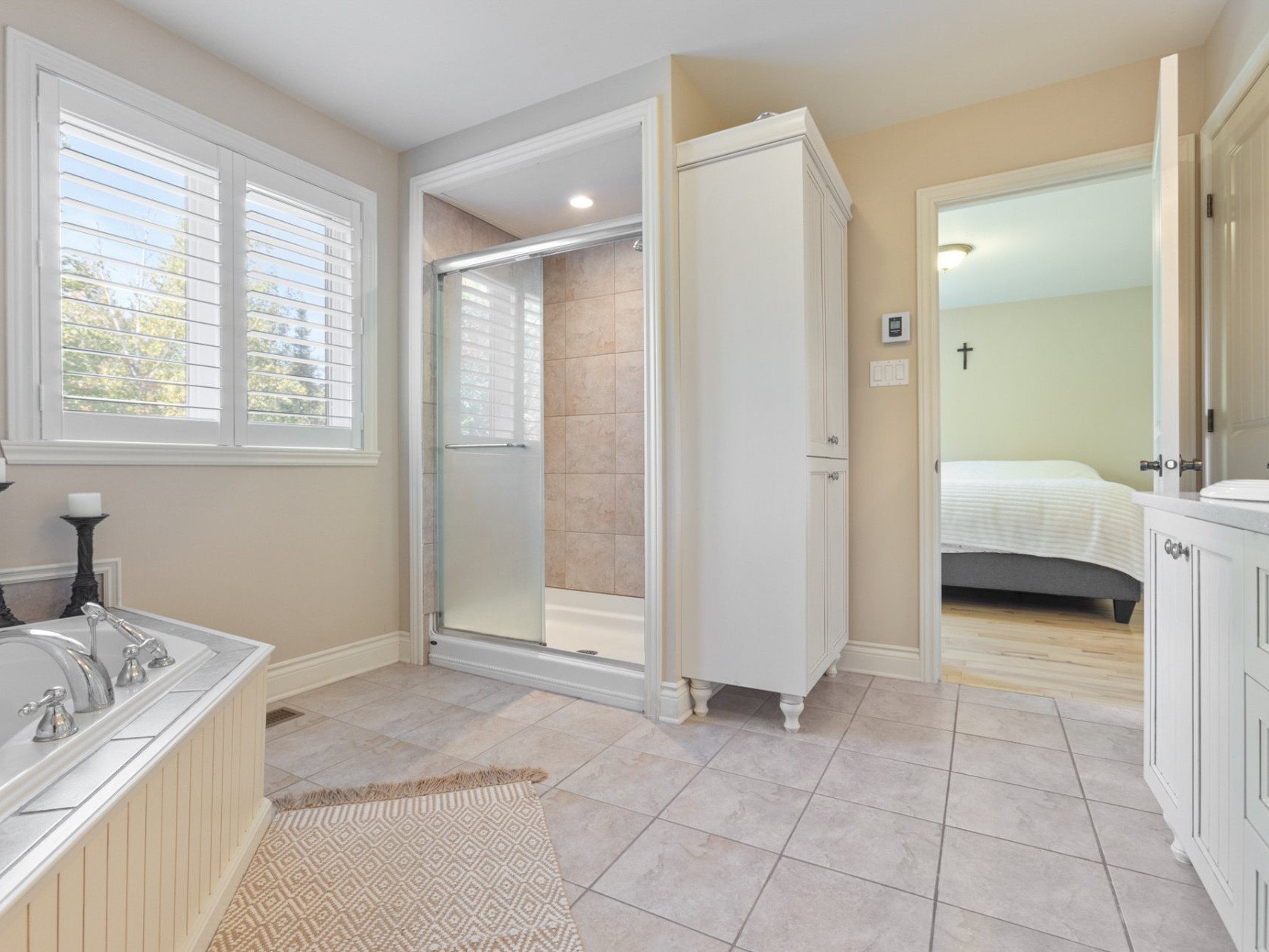 Salle de bains attenante à la CCP