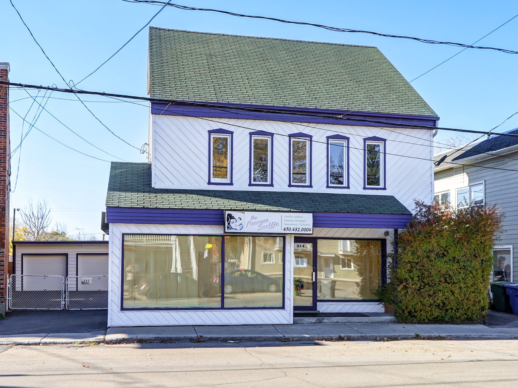 Bâtisse commerciale/Bureau à vendre, Saint-Jérôme