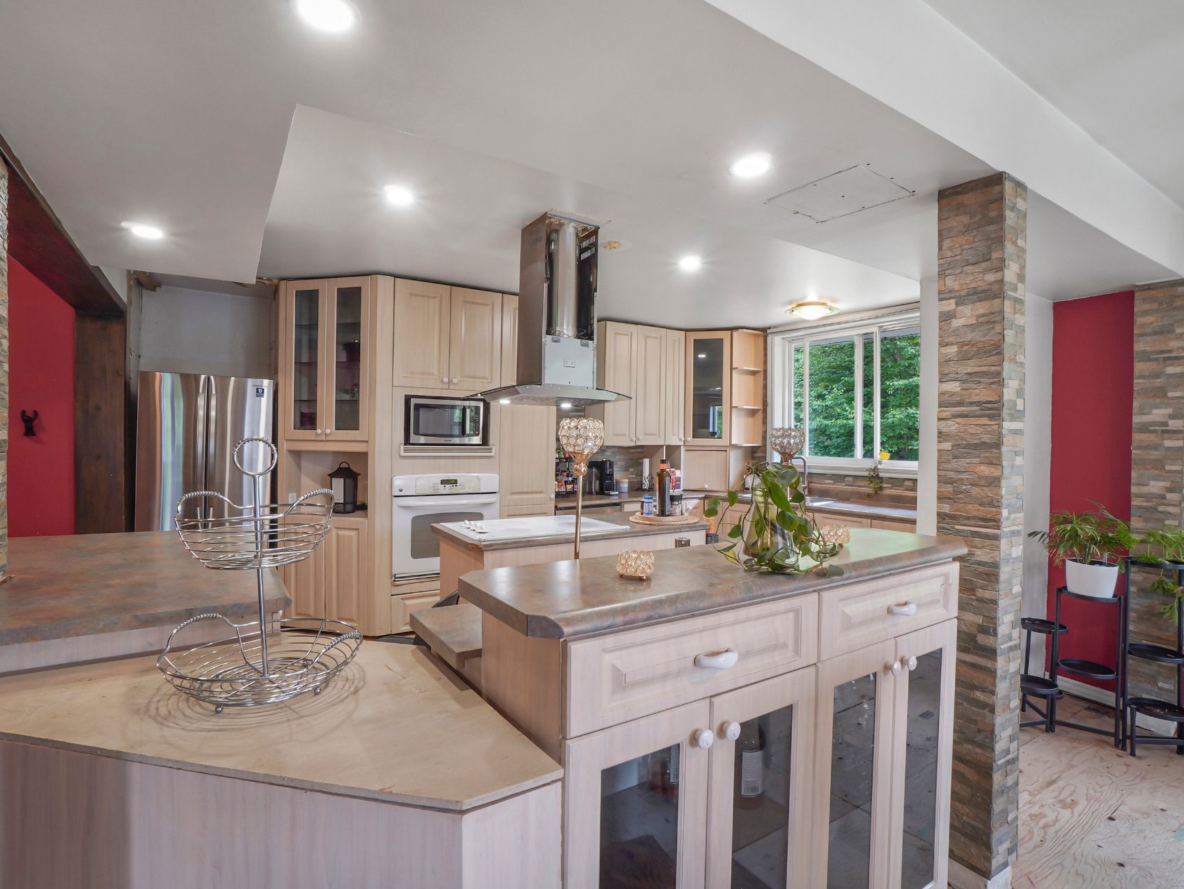 Two or more storey for sale, Chertsey