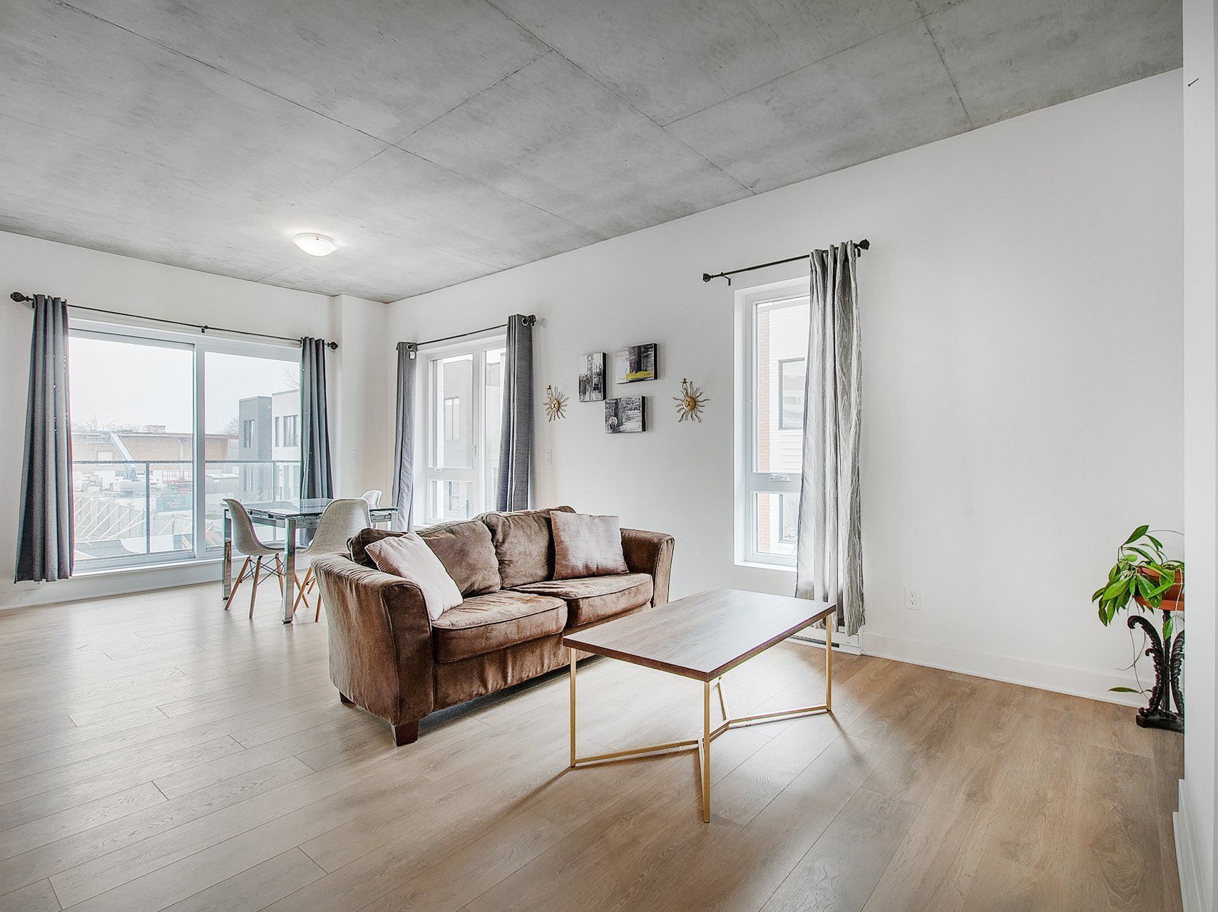 9250 Av. Dubuisson — photo 2