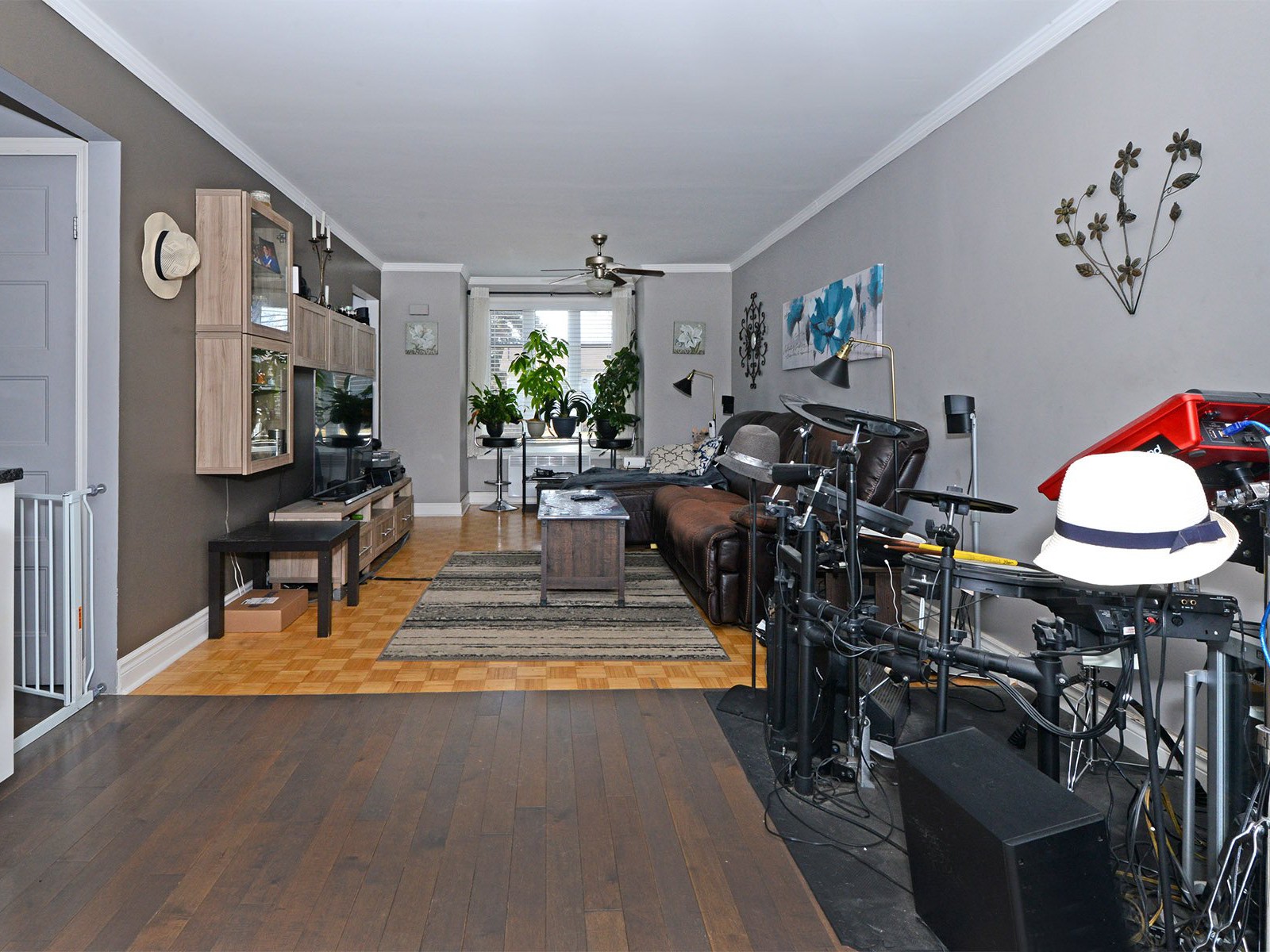 Salon