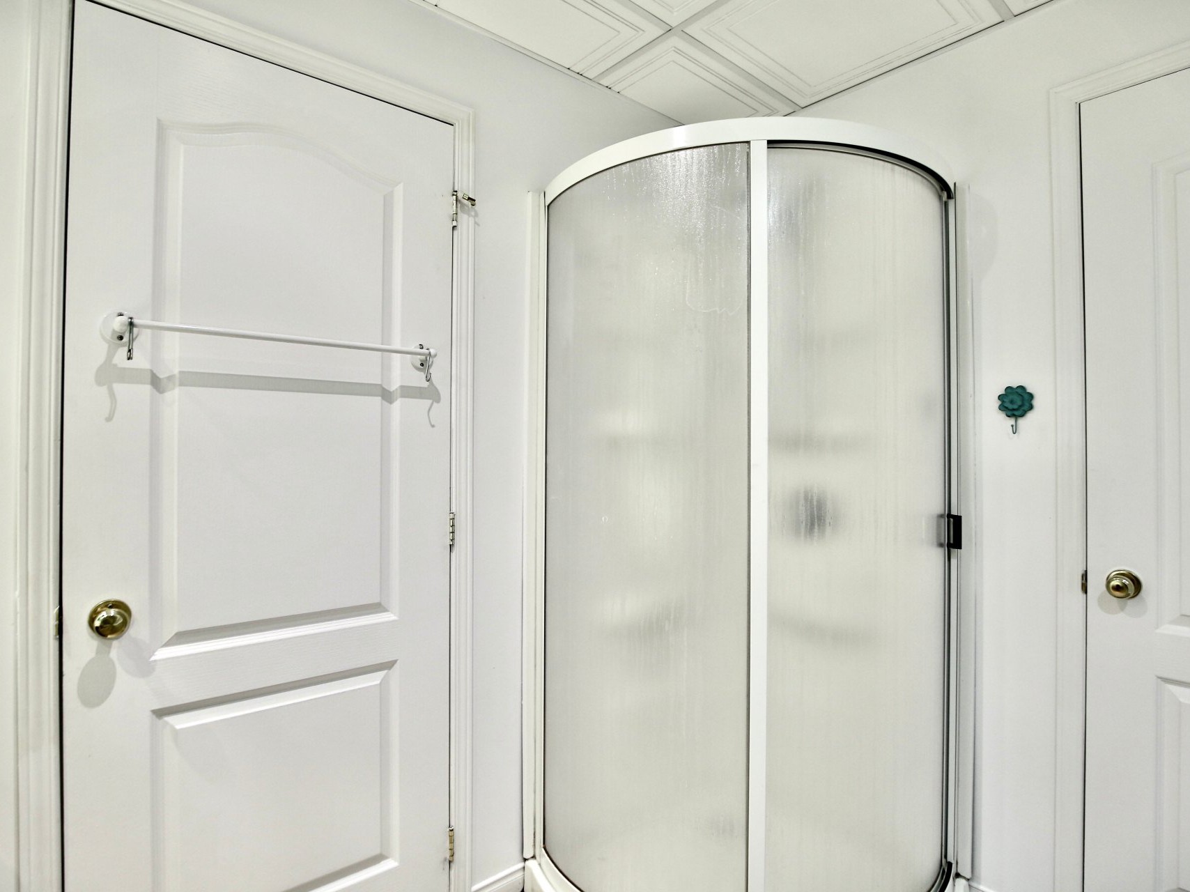 Douche sous-sol